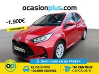 Usado Toyota Yaris Hybrid Business Edition 116 CV (85 kW) 2022 Rojo Berlina