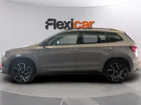Usado Skoda Karoq Style 150 CV (110 kW) 2022 Verde SUV