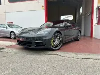 Usado Porsche Panamera 4 Executive 462 CV (339 kW) 2020 Gris / plata Berlina