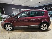 Usado Renault Scénic III Bose Edition 110 CV (80 kW) 2013 Granate Monovolumen