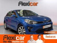 Usado Kia Rio 84 CV (61 kW) 2021 Azul Berlina