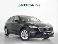 Usado Skoda Scala Selection 115 CV (84 kW) 2025 Negro Utilitario
