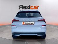 Usado Skoda Kamiq Selection 95 CV (69 kW) 2023 Blanco SUV