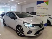 Usado Renault Clio LIMITED 91 CV (66 kW) 2021 Plateado Utilitario