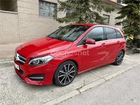 Usado Mercedes B200 136 CV (100 kW) 2018 Rojo Monovolumen