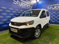 Usado Peugeot Rifter Active 100 CV (73 kW) 2020 Blanco Monovolumen