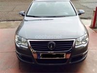 Usado VW Passat Advance 140 CV (102 kW) 2007 Gris / plata Berlina