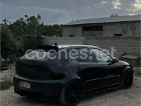 Usado Seat Leon Sport 150 CV (110 kW) 2004 Negro Utilitario