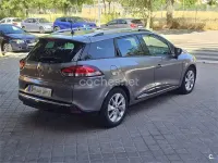Usado Renault Clio 90 CV (66 kW) 2016 Gris / plata Familiar