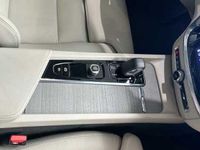 Usado Volvo V60 Plus 197 CV (144 kW) 2023 Azul Familiar