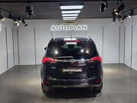 Usado Opel Zafira Tourer Selective 131 CV (96 kW) 2012 Marrón Monovolumen