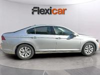 Usado VW Passat 122 CV (89 kW) 2020 Gris Berlina