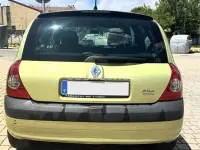 Usado Renault Clio II 80 CV (58 kW) 2003 Amarillo Berlina