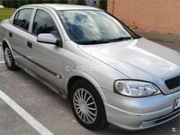 Usado Opel Astra Comfort 82 CV (60 kW) 1999 Gris / plata Berlina