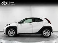 Usado Toyota Aygo X Play 72 CV (52 kW) 2024 Blanco SUV