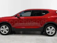 Usado Volvo XC40 Core 163 CV (119 kW) 2024 Rojo SUV