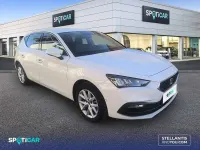 Usado Seat Leon Style 117 CV (86 kW) 2025 Gris Berlina
