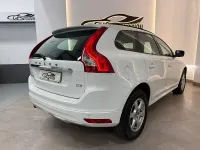 Käytetty Volvo XC60 Momentum 150 HP (110 kW) 2015 Valkoinen Katumaasturi