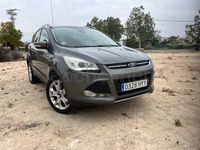 Usado Ford Kuga Titanium 120 CV (88 kW) 2015 Gris / plata SUV