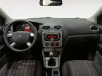 Usado Ford Focus Trend 91 CV (66 kW) 2010 Azul Utilitario