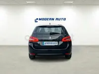 Używany Peugeot 308 SW Style 100 KM (73 kW) 2018 Czarny Kombi