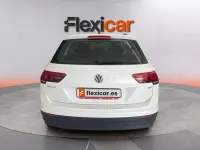Usado VW Tiguan Edition 125 CV (91 kW) 2017 Blanco SUV
