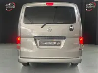 Usado Nissan Evalia 110 CV (80 kW) 2014 Gris / plata Monovolumen