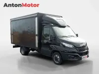Usado Iveco Daily 137 CV (100 kW) 2021 Negro Van