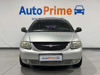 Usado Chrysler Voyager 140 CV (102 kW) 2003 Gris / plata Monovolumen