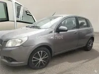 Usado Chevrolet Aveo LS 101 CV (74 kW) 2010 Gris / plata Berlina