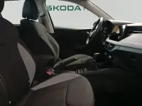 Usado Skoda Kamiq Selection 115 CV (84 kW) 2025 Negro SUV