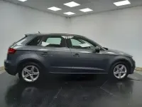 Usado Audi A3 151 CV (111 kW) 2020 Gris Berlina