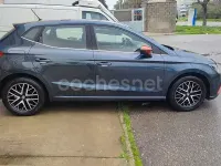 Usado Seat Ibiza Style Plus 115 HP (84 kW) 2019 Cinzento Citadino