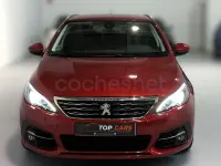 Usado Peugeot 308 SW Allure 130 CV (95 kW) 2021 Granate Familiar