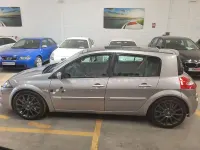 Usado Renault Mégane III 225 CV (165 kW) 2008 Gris / plata Berlina