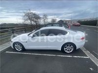 Usado Jaguar XE Prestige 180 CV (132 kW) 2015 Blanco Berlina