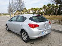 Usado Opel Astra Excellence 110 CV (80 kW) 2015 Gris / plata Berlina
