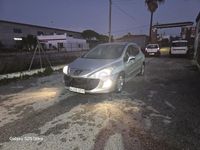 Usado Peugeot 308 110 CV (80 kW) 2010 Gris / plata Berlina