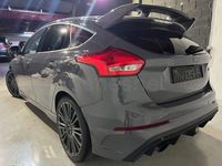 Usado Ford Focus RS 350 CV (257 kW) 2016 Gris / plata Berlina