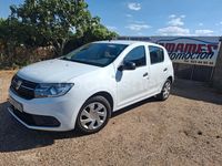 Usado Dacia Sandero Ambiance 73 CV (53 kW) 2018 Blanco Utilitario