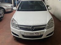 Usado Opel Astra Edition 110 CV (80 kW) 2011 Blanco Berlina