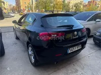 Usado Alfa Romeo Giulietta Sprint 105 CV (77 kW) 2014 Negro Utilitario
