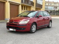 Usado Citroën C4 Exclusive 110 CV (80 kW) 2005 Granate Berlina
