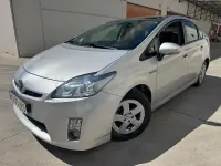 Usado Toyota Prius Executive 136 CV (100 kW) 2012 Gris / plata Berlina