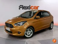 Usado Ford Ka Plus Ultimate 86 CV (63 kW) 2018 Naranja Utilitario