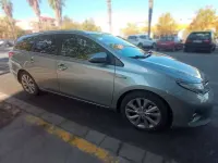 Usado Toyota Auris Touring Sports Advance 136 CV (100 kW) 2014 Gris Familiar