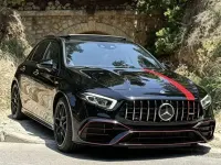Usado Mercedes A45 AMG Premium 421 CV (309 kW) 2023 Negro Utilitario