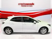 Usado Toyota Corolla Active 122 CV (89 kW) 2022 Rojo