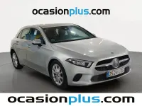 Usado Mercedes A180 116 CV (85 kW) 2020 Gris plata Utilitario