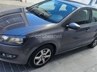 Usado VW Polo Advance 90 HP (66 kW) 2012 Cinzento Citadino